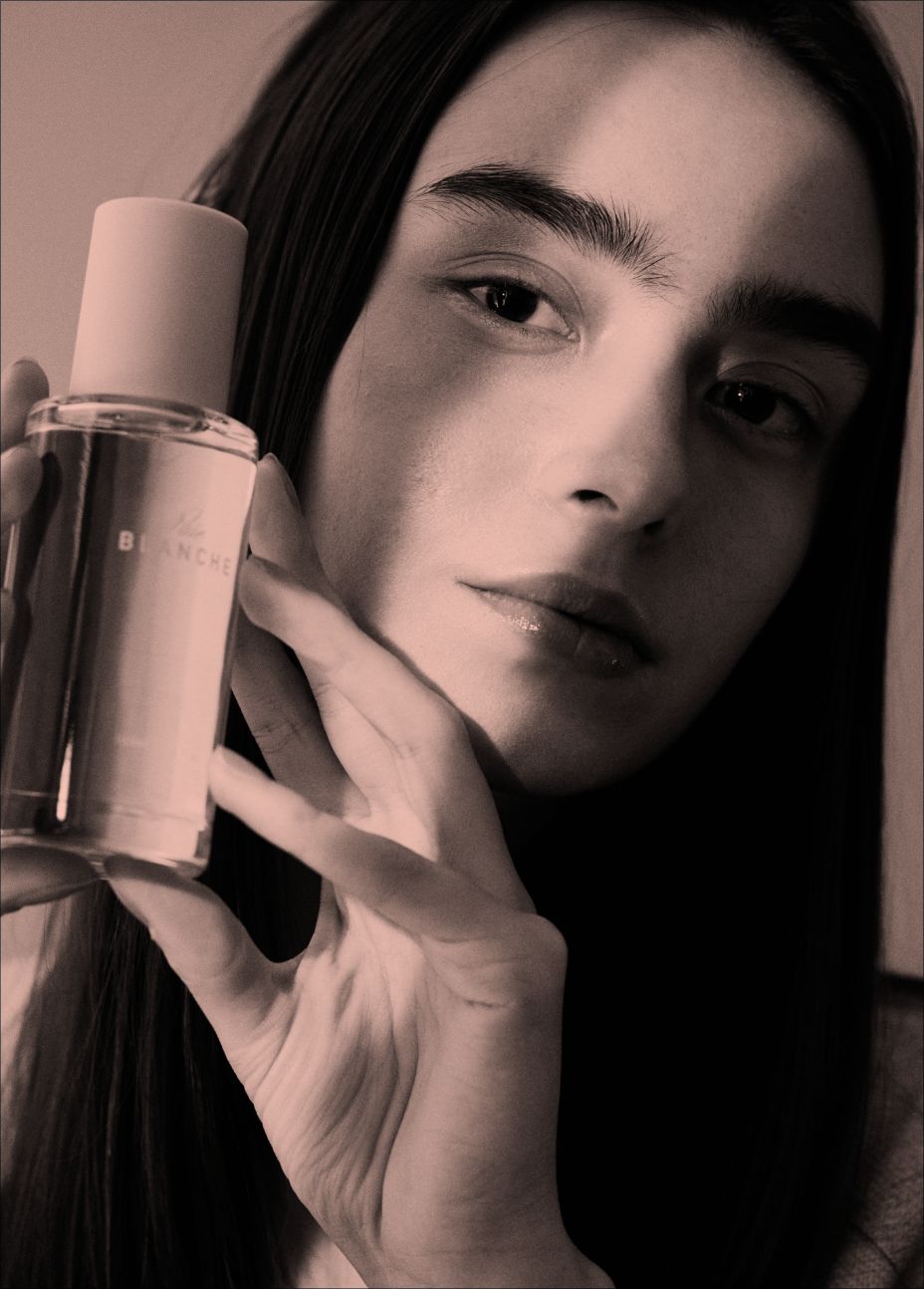 LOA THE OIL ‘’CARE’ BLANCHE